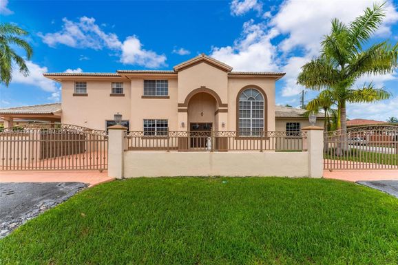 3200 SW 132nd Ave, Miami FL 33175