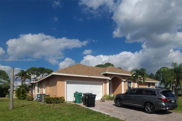1881 SW Elijah Ave, Port St. Lucie FL 34953