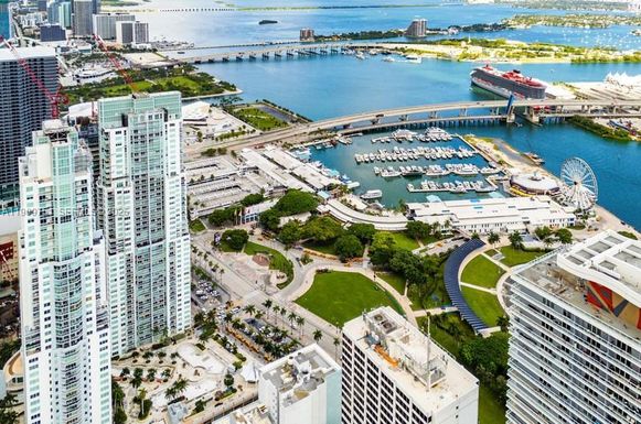 253 NE 2nd St # 219, Miami FL 33132