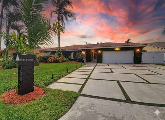 15820 N Sedgewyck Cir N # 0, Davie FL 33331