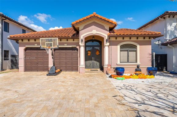 14439 SW 15th St, Miami FL 33184