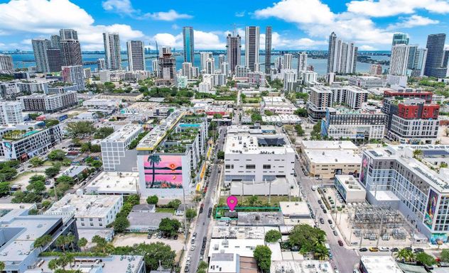 118 NW 24th St, Miami FL 33127