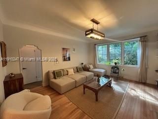 910 Lenox Ave # 3, Miami Beach FL 33139