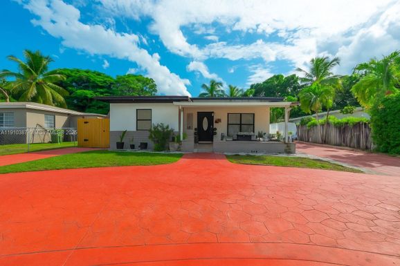1240 NW 124th St, North Miami FL 33167
