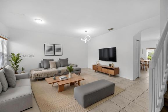 14046 SW 49th St # 16, Miramar FL 33027