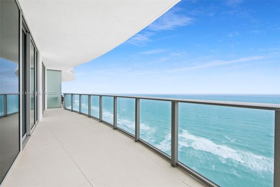 4111 S Ocean Dr # 3001, Hollywood FL 33019