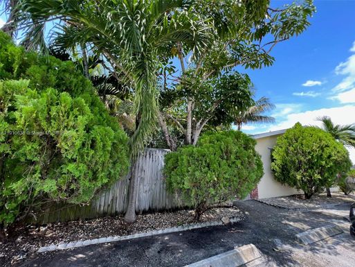 4841 SW 45th Ave # 3, Hollywood FL 33314