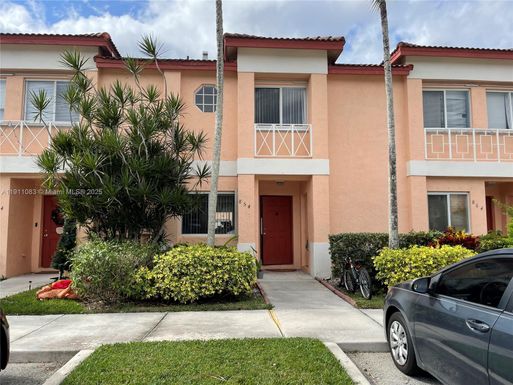 854 NW 208th Dr # 854, Pembroke Pines FL 33029