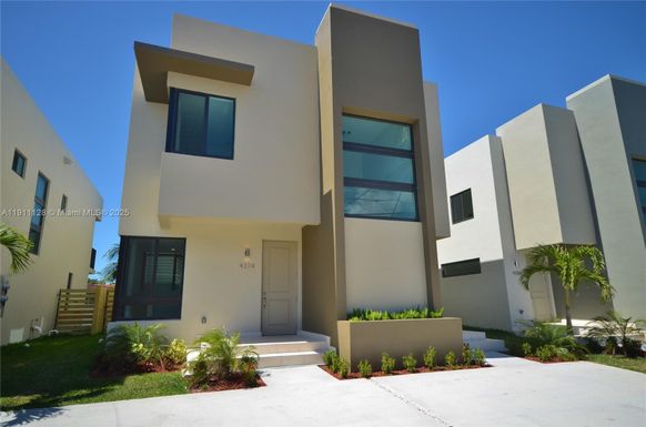 4374 E 10th Ave # 4374, Hialeah FL 33013