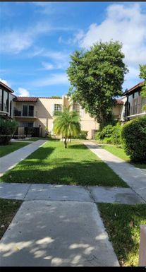 10790 N Kendall Dr # C8, Miami FL 33176