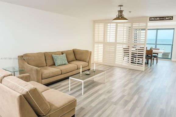 6345 Collins Ave # 2, Miami Beach FL 33141