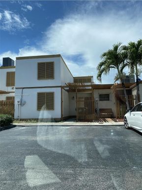 1703 SW 131st Place Cir S, Miami FL 33175