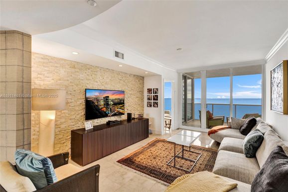 19111 Collins Ave # 1602, Sunny Isles Beach FL 33160