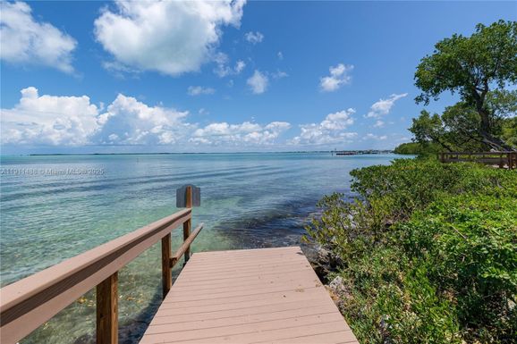 96000 Overseas Hwy # W44, Key Largo FL 33037