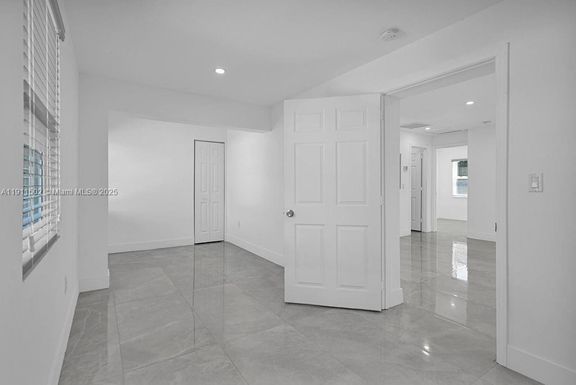 17961 NW 2nd Pl, Miami Gardens FL 33169