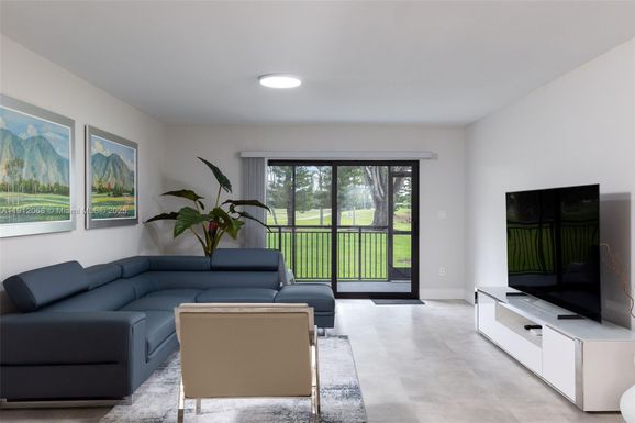 16171 Blatt Blvd # 112, Weston FL 33326