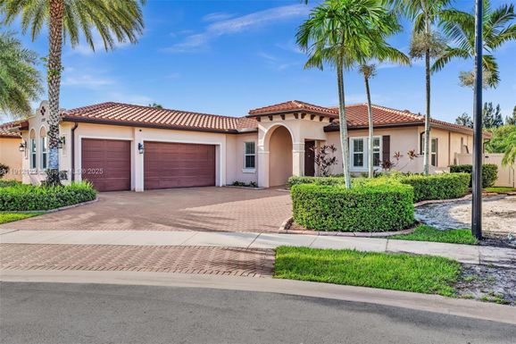 13220 SW 13th St, Davie FL 33325