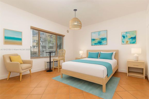 255 W 24th St # 208, Miami Beach FL 33140