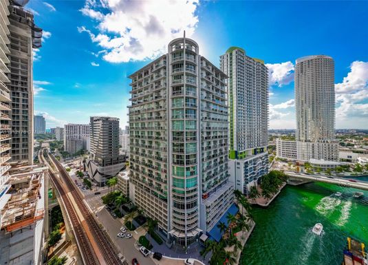 690 SW 1st Ct # 2101, Miami FL 33130