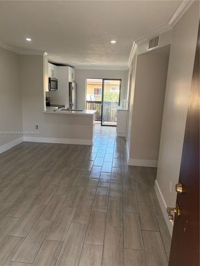 5460 W 21st Ct # 410, Hialeah FL 33016