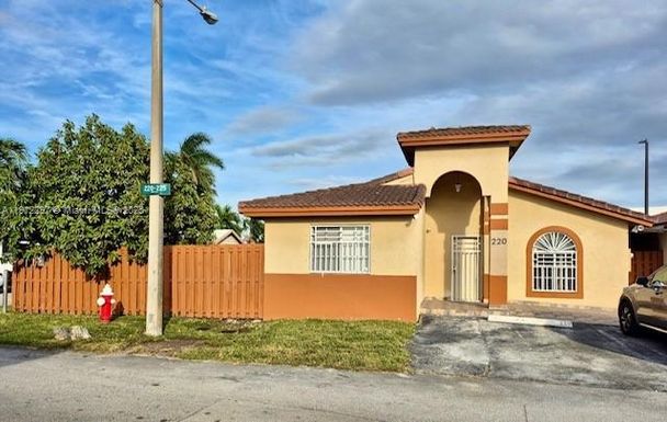 7001 W 35th Ave # 220, Hialeah FL 33018
