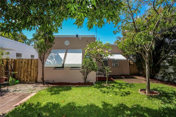 2020 Madison St, Hollywood FL 33020