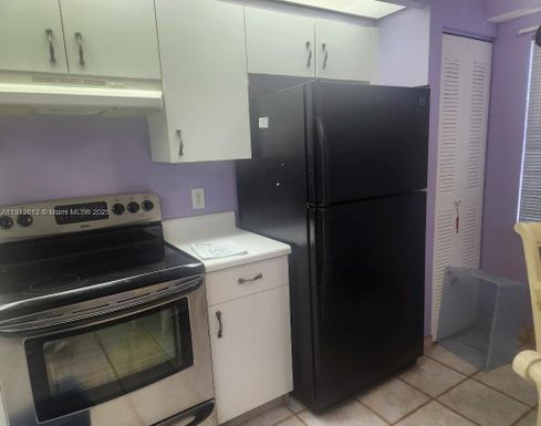 800 SW 137th Ave # 402G, Pembroke Pines FL 33027