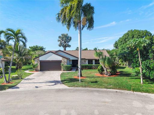 4320 NW 113th Ter, Coral Springs FL 33065