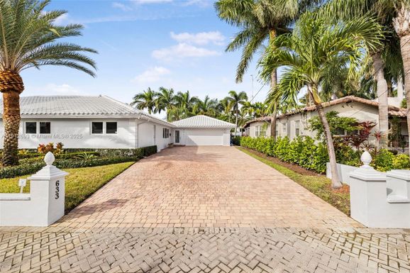 633 Solar Isle Dr, Fort Lauderdale FL 33301