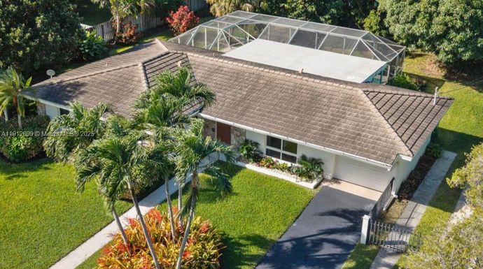 15420 SW 86th Ave, Palmetto Bay FL 33157