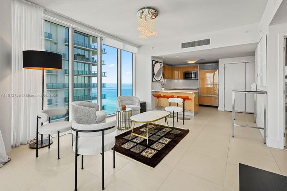 6899 Collins Ave # 1204, Miami Beach FL 33141