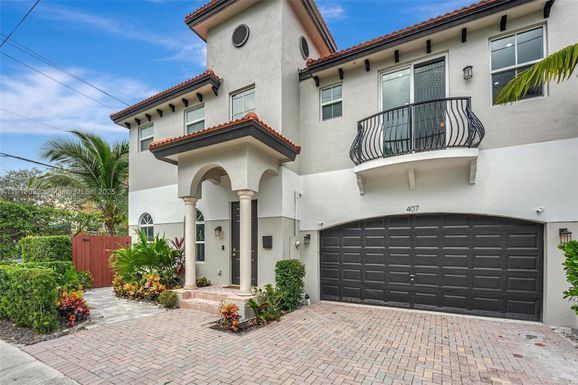 407 SW 17th St # 407, Fort Lauderdale FL 33315