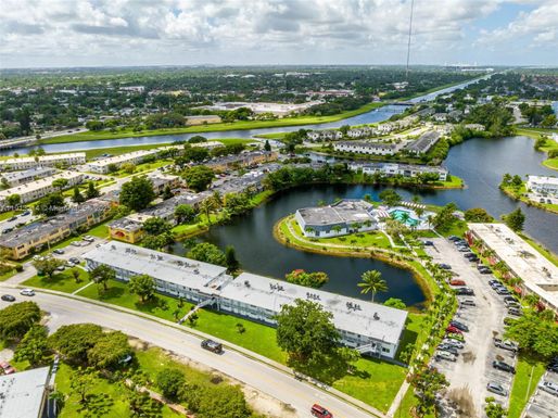 20310 NE 2nd Ave # 24, Miami Gardens FL 33179