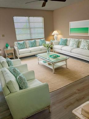 235 E Burgundy  E # 235, Delray Beach FL 33484