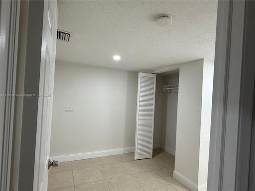 601 SW 10th St # 0, Delray Beach FL 33444