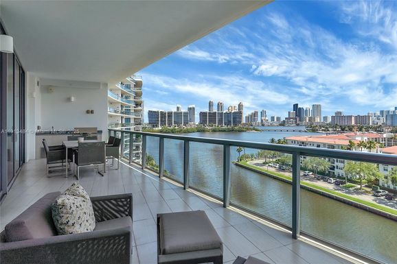 3250 NE 188th St # 703, Aventura FL 33180