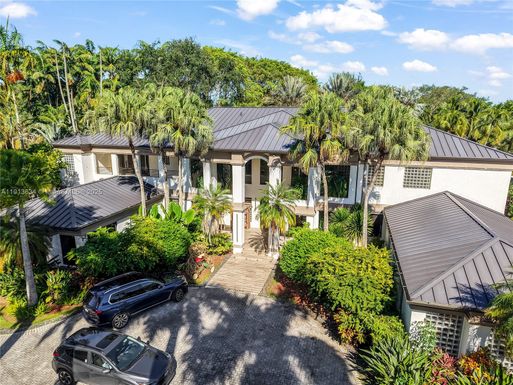 10395 SW 67th Ave, Pinecrest FL 33156