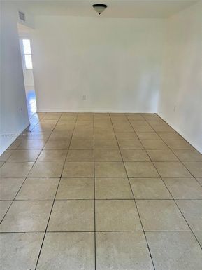 1752 NW 55th Ave # 102, Lauderhill FL 33313