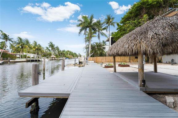 7601 NE 9th Ave, Miami FL 33138