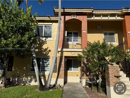 930 NE 34th Ave # 102, Homestead FL 33033