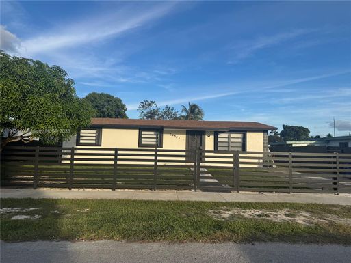 29523 SW 144th Ct, Homestead FL 33033