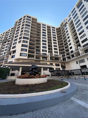 540 Brickell Key Dr # 301, Miami FL 33131