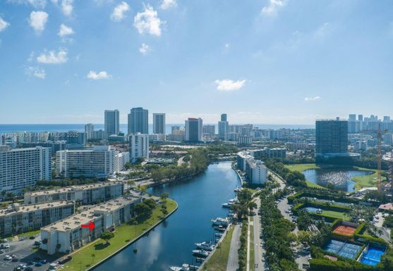 601 Three Islands Blvd # 404, Hallandale Beach FL 33009