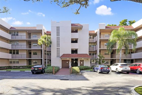 1811 Sabal Palm Dr # 402, Davie FL 33324