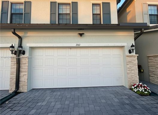 2162 Appleton Cir N, Oakland Park FL 33309