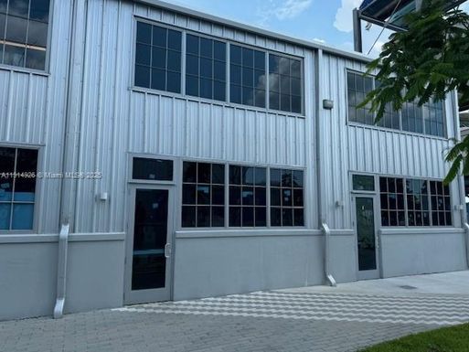 3385 Pan American Dr, Miami FL 33133