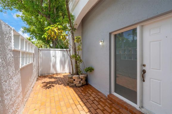 20908 Leeward Ct # 3, Aventura FL 33180