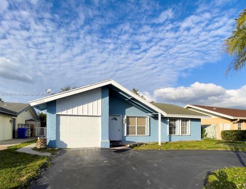 7429 SW 14th Ct, North Lauderdale FL 33068