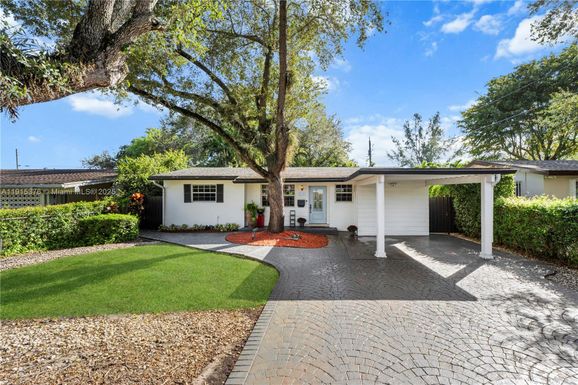 9130 SW 73rd St, Miami FL 33173