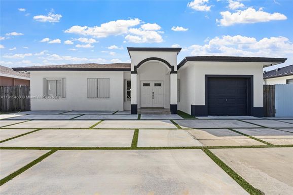 14254 SW 294th St, Homestead FL 33033